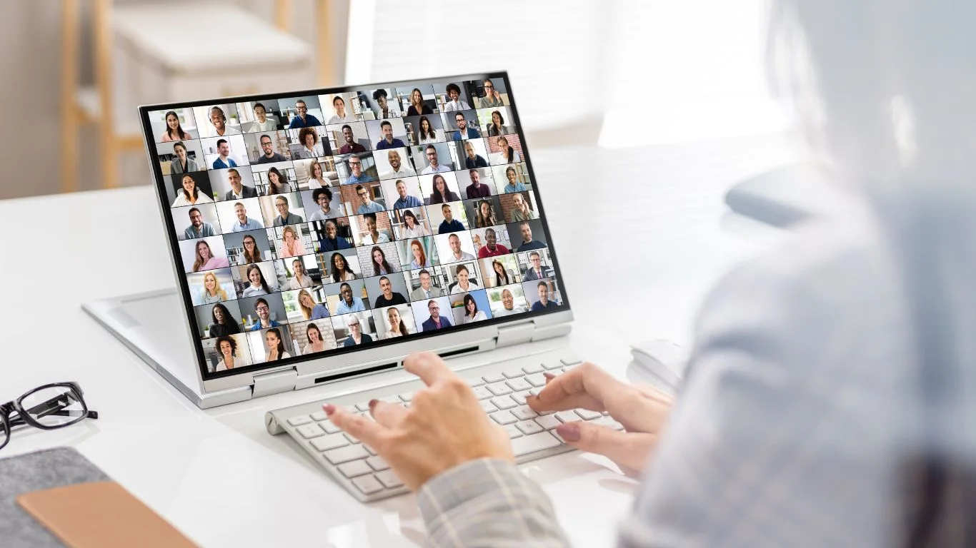 Virtual Office เหมาะกับสตาร์ทอัพและธุรกิจขนาดเล็กที่ต้องการลดค่าใช้จ่ายสำนักงาน